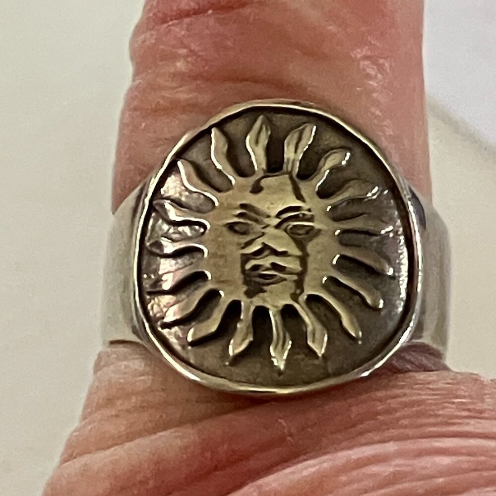 *8 SOLD ** Vintage sterling silver sun signet ring - Picture 1 of 8